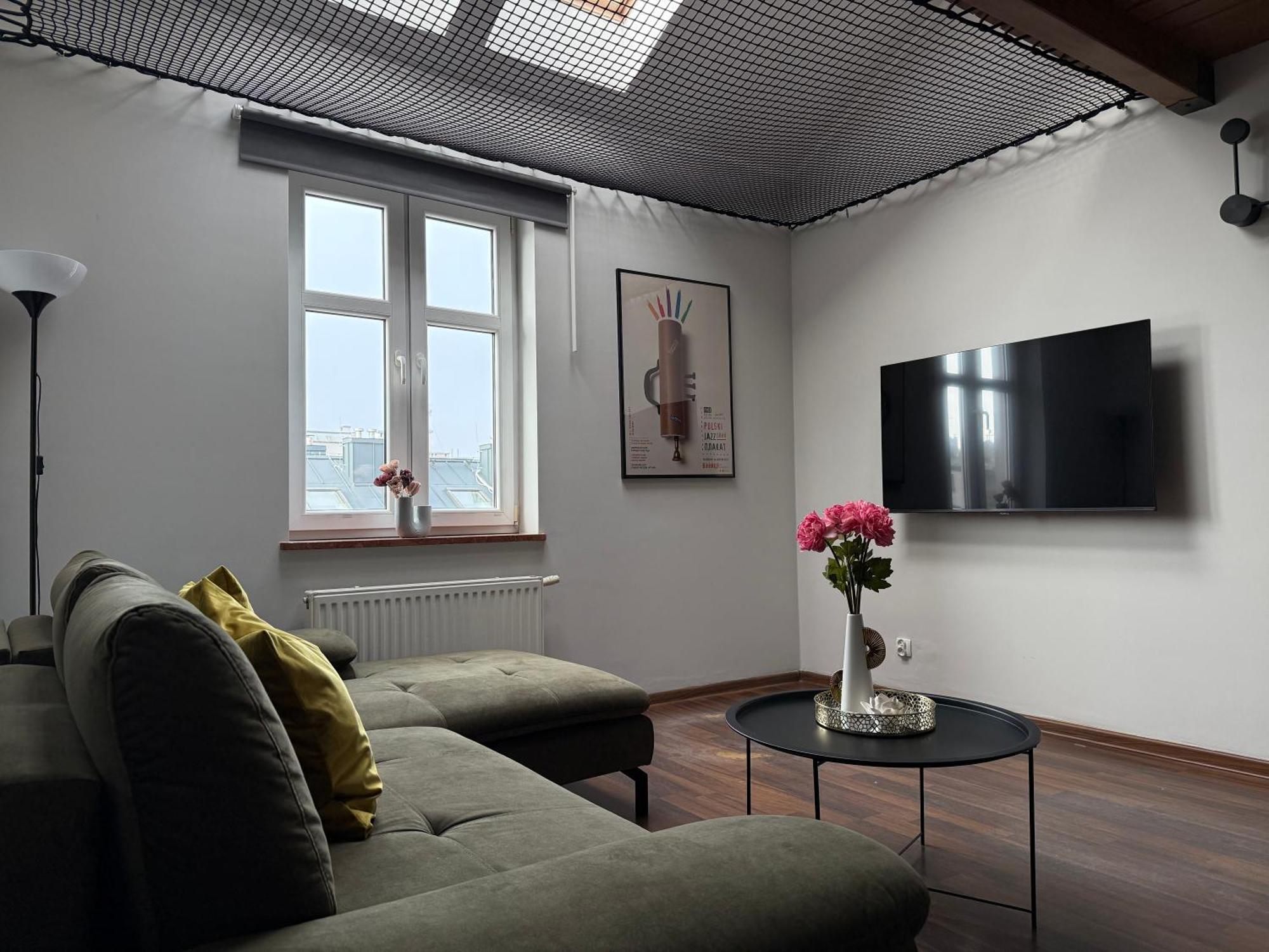 Corner Apartments — Photos 2
