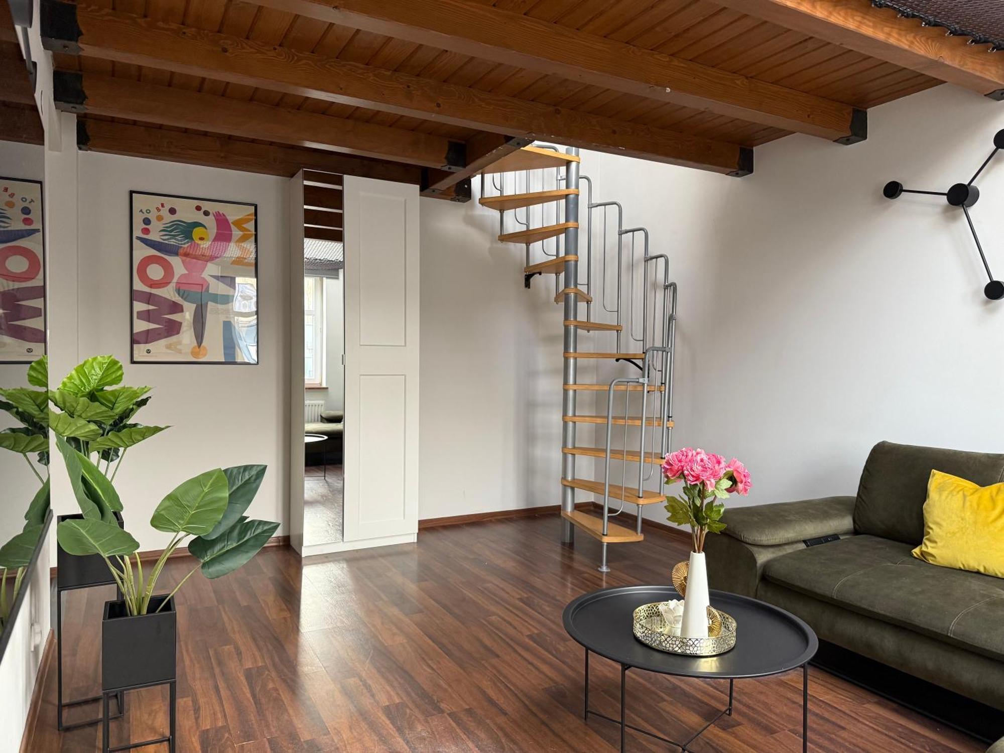 Corner Apartments — Photos 1